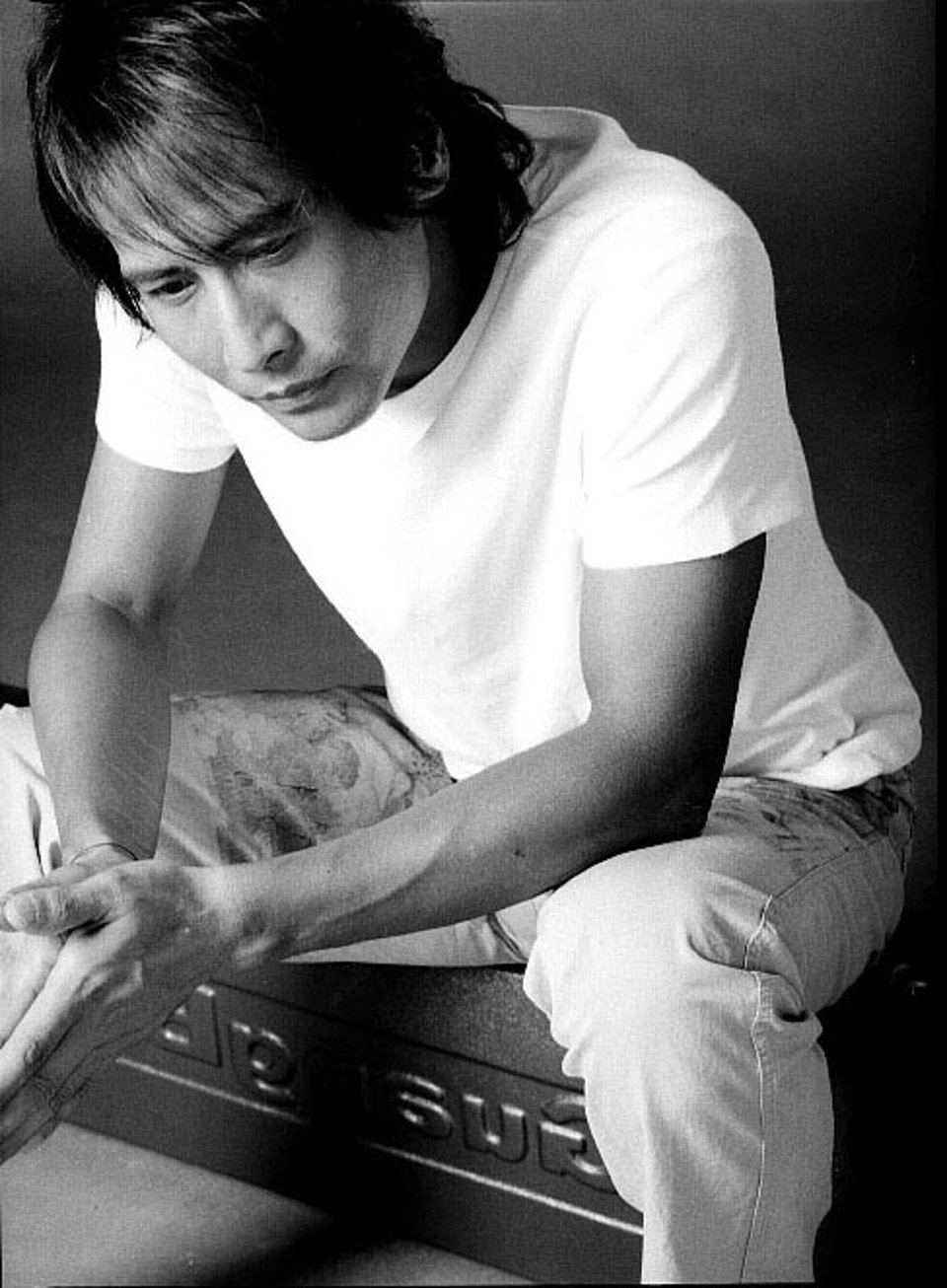 不让我的眼泪陪我过夜