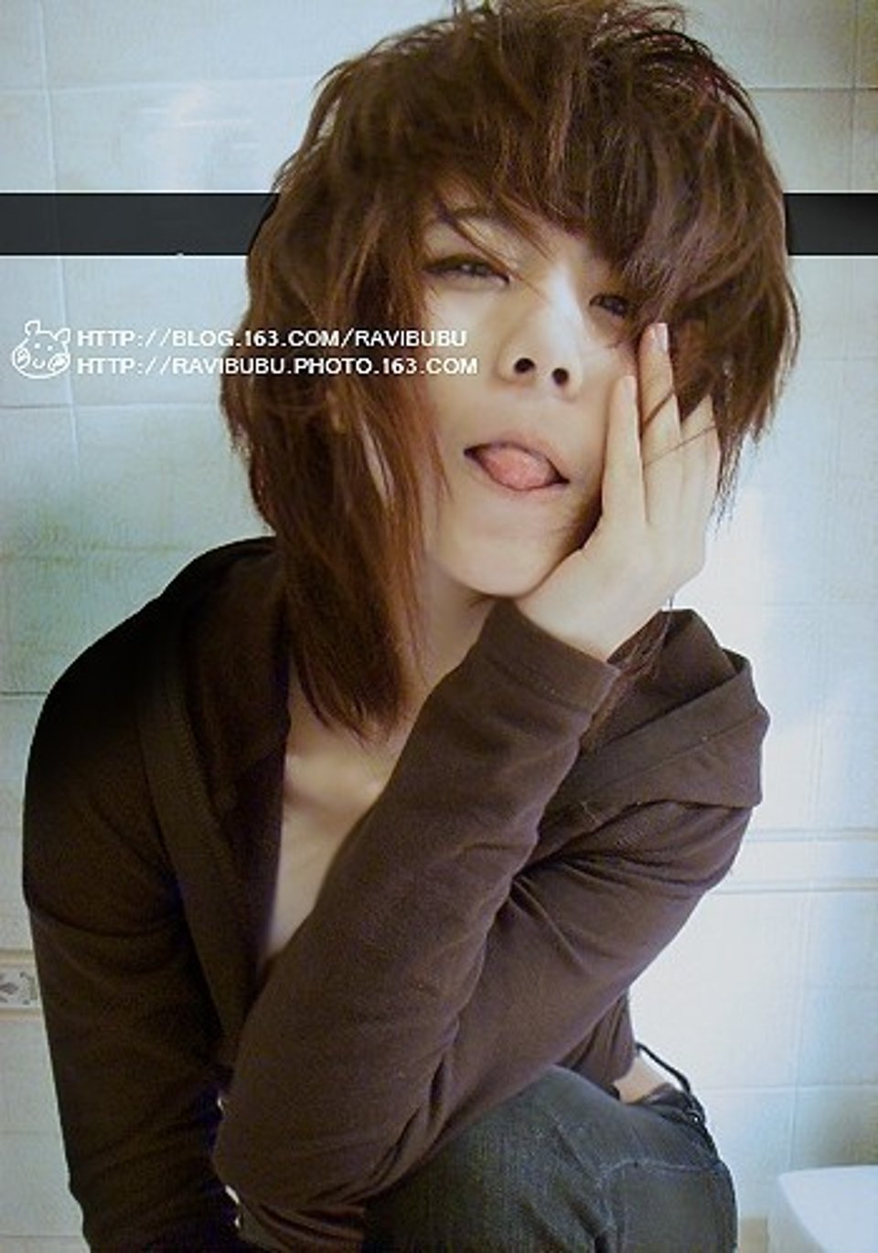 爱上了自己的举止无措