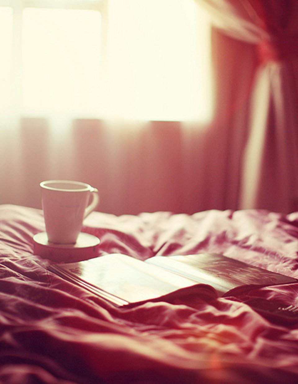 下雨的夏天下午在屋子里睡觉