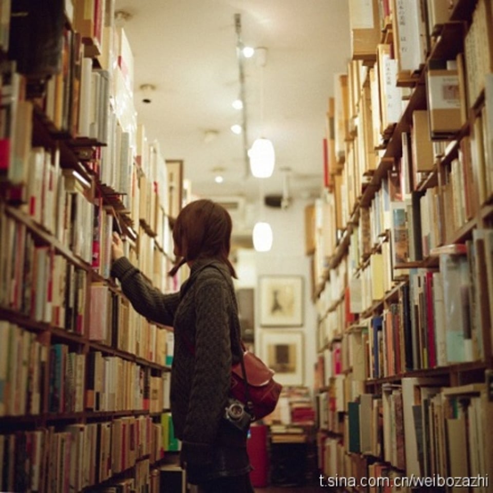 安静的图书馆
