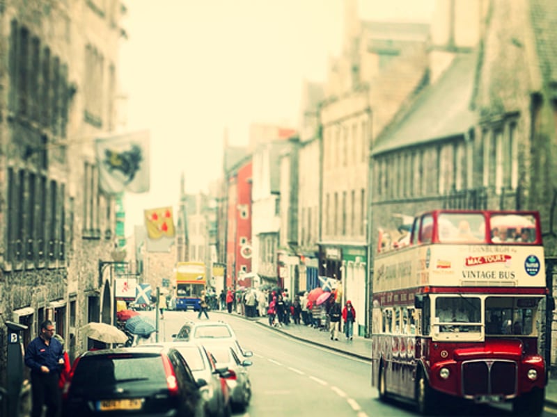 公交车外的风景