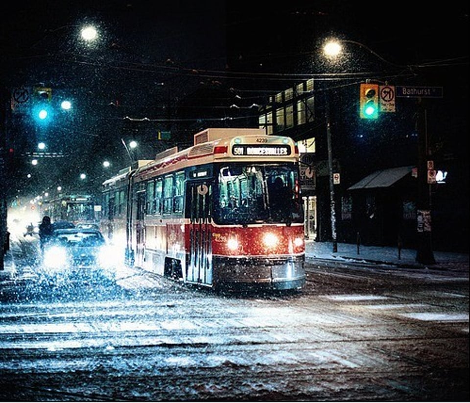 飘白衬衫的影子