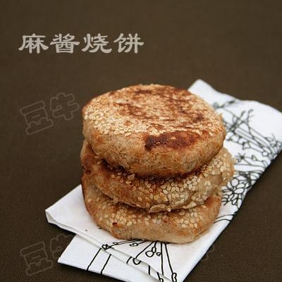 麻酱烙饼配西红柿鸡蛋汤