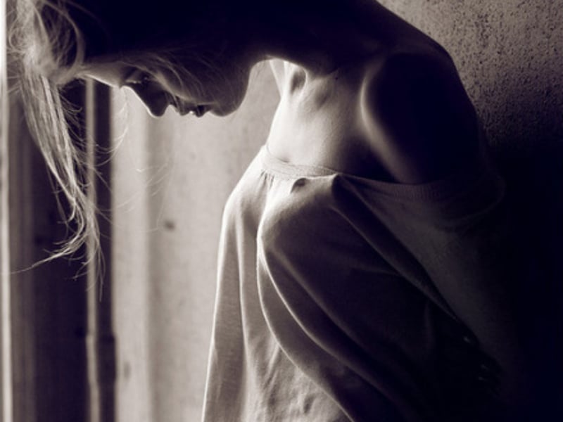 放假在家偶尔不穿内衣