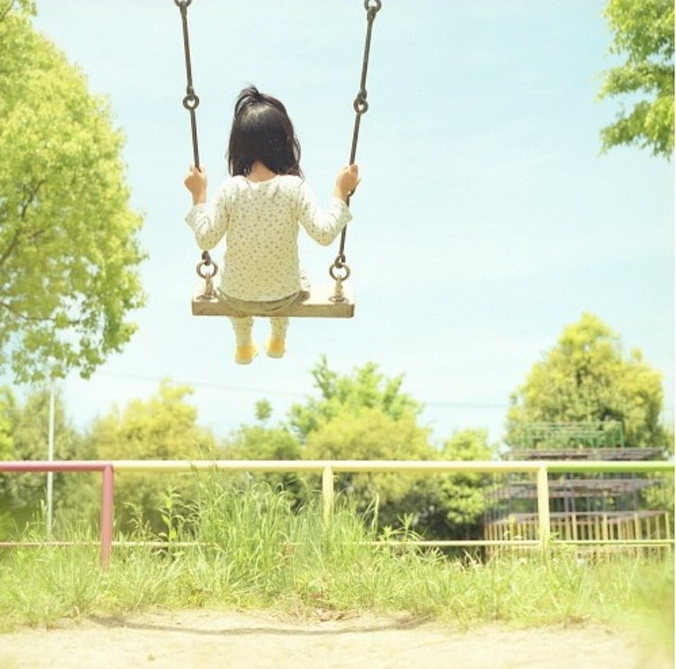 越悲伤越想嬉皮