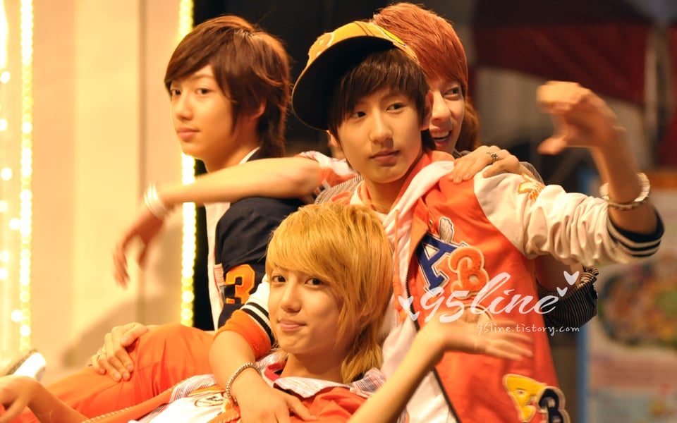 一个人喜欢他 ②  未成年