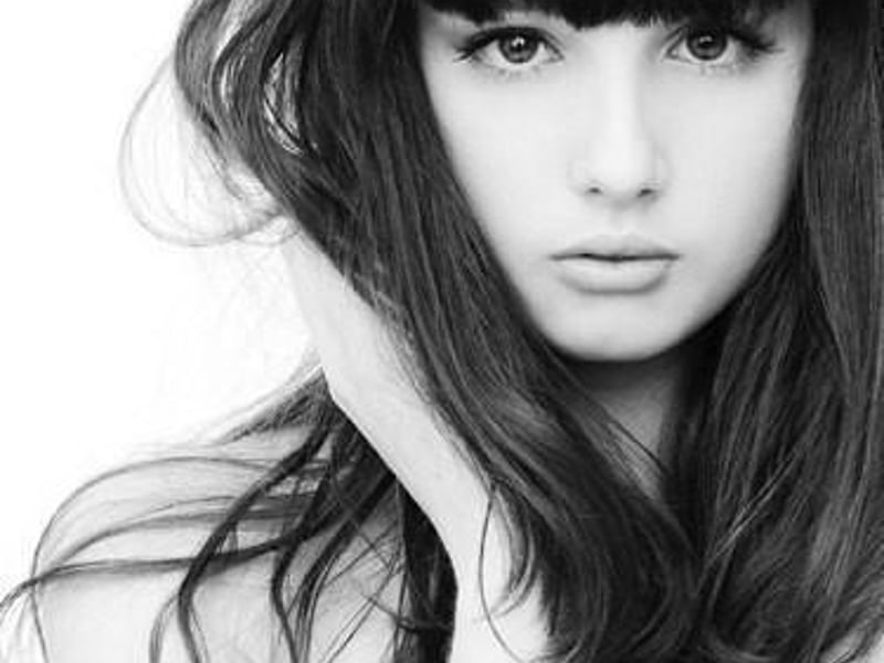 睡觉时听闹钟秒针滴滴答答的声音