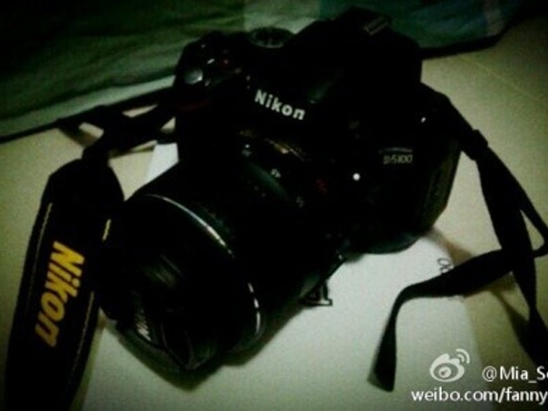 背着背包带上单反离开熟悉的地方走想走的路