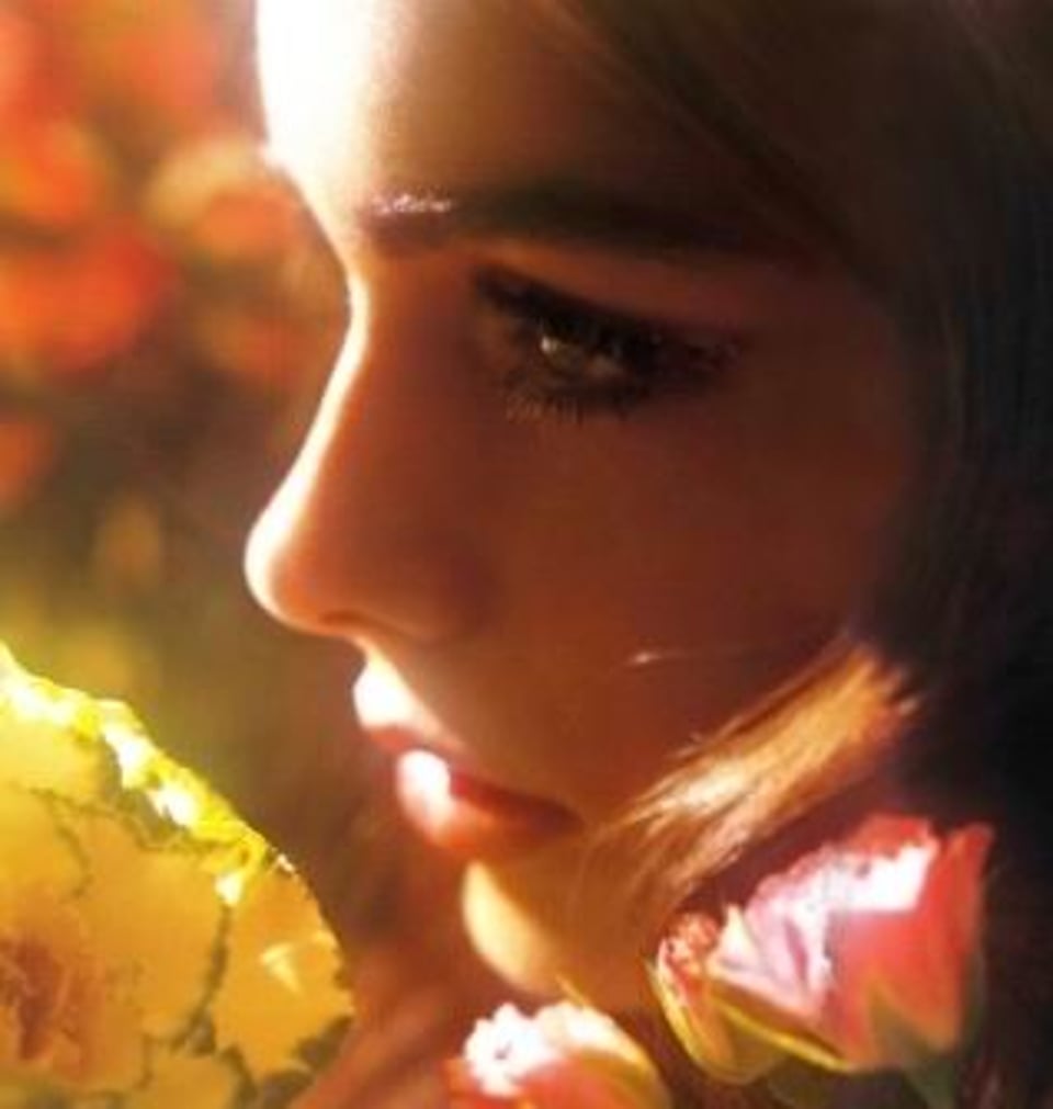 长长的浓密睫毛