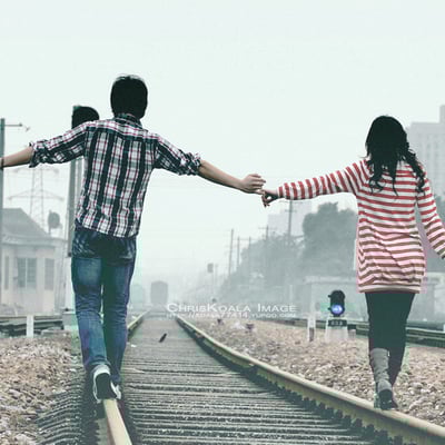和你手牵手走铁路
