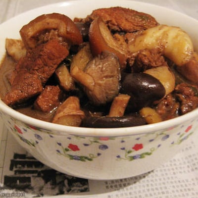 食物在锅里煮开的声音