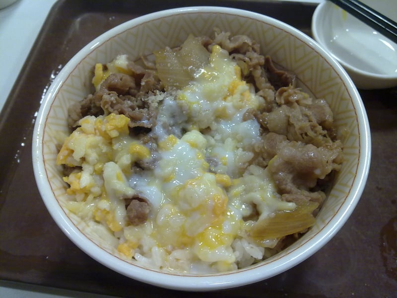 食其家的芝士牛肉丼