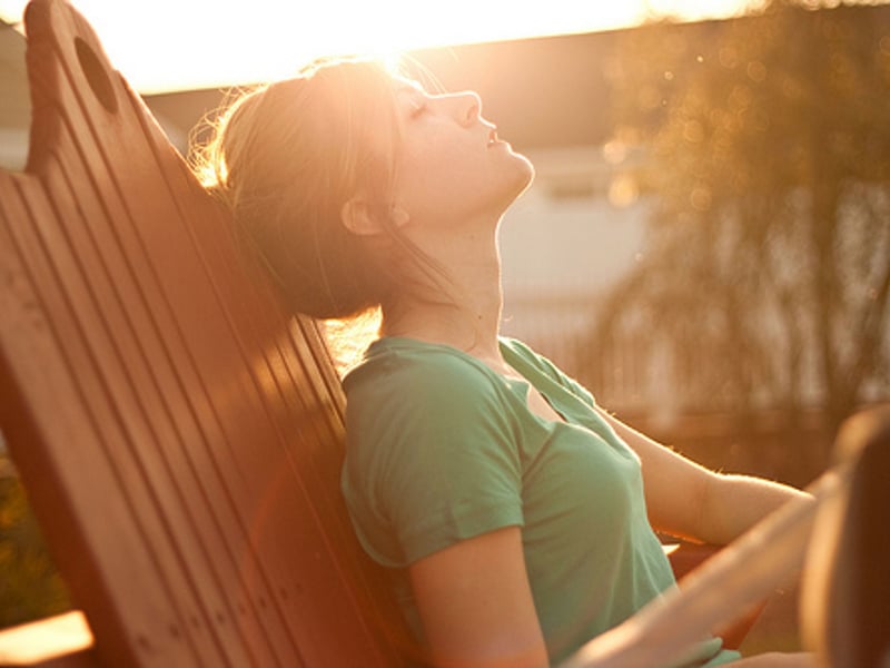 拥抱秋天的阳光