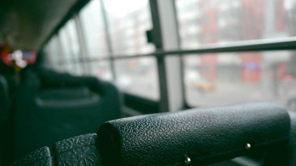 双层巴士里的旧故事