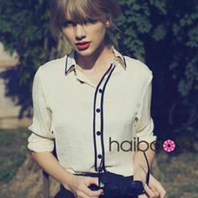 red talor swift