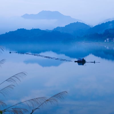 静静地湖