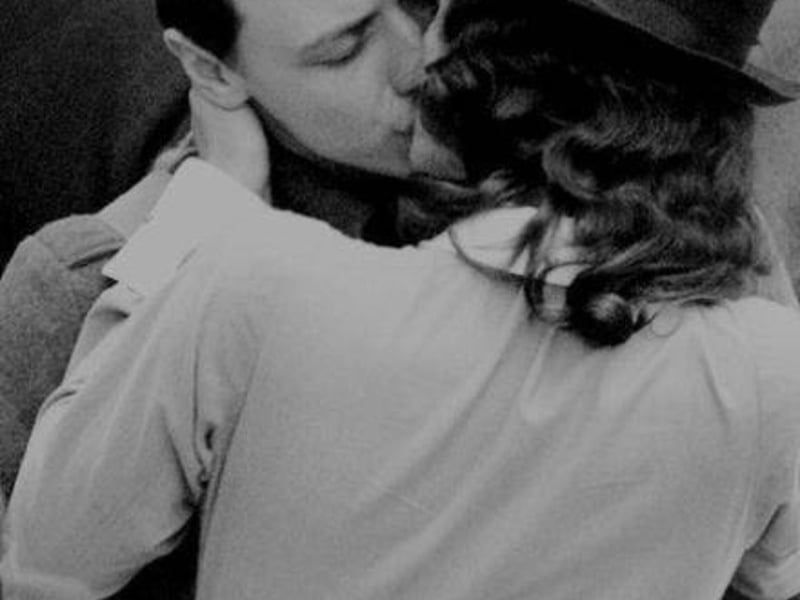 和亲爱的他拥抱