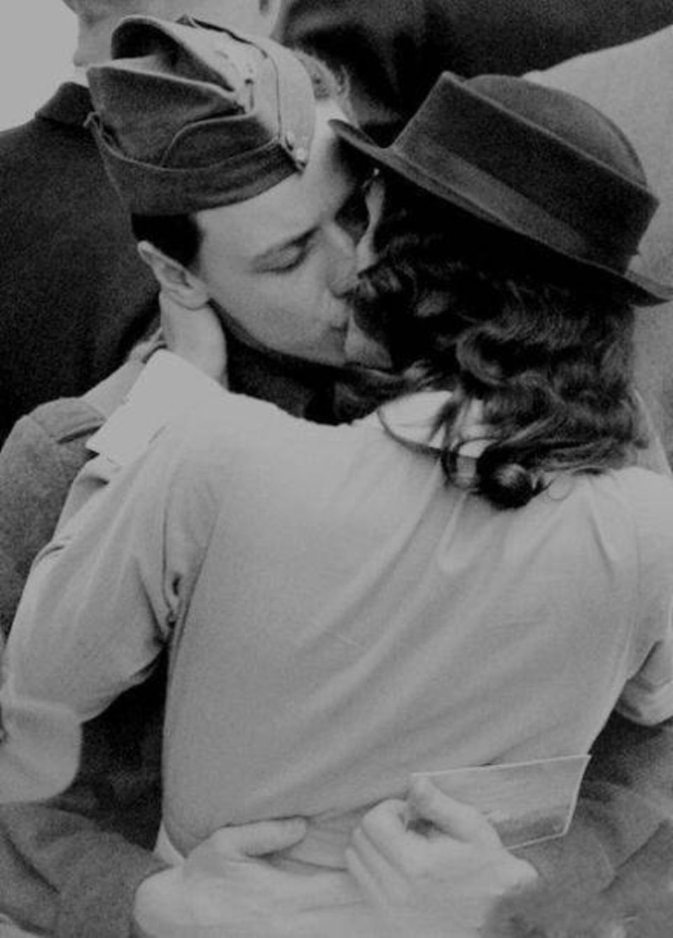 和亲爱的他拥抱