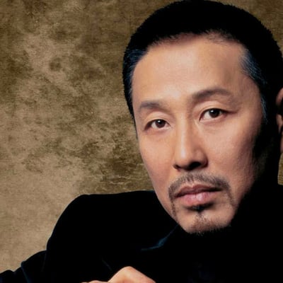 沉稳冷静的男人