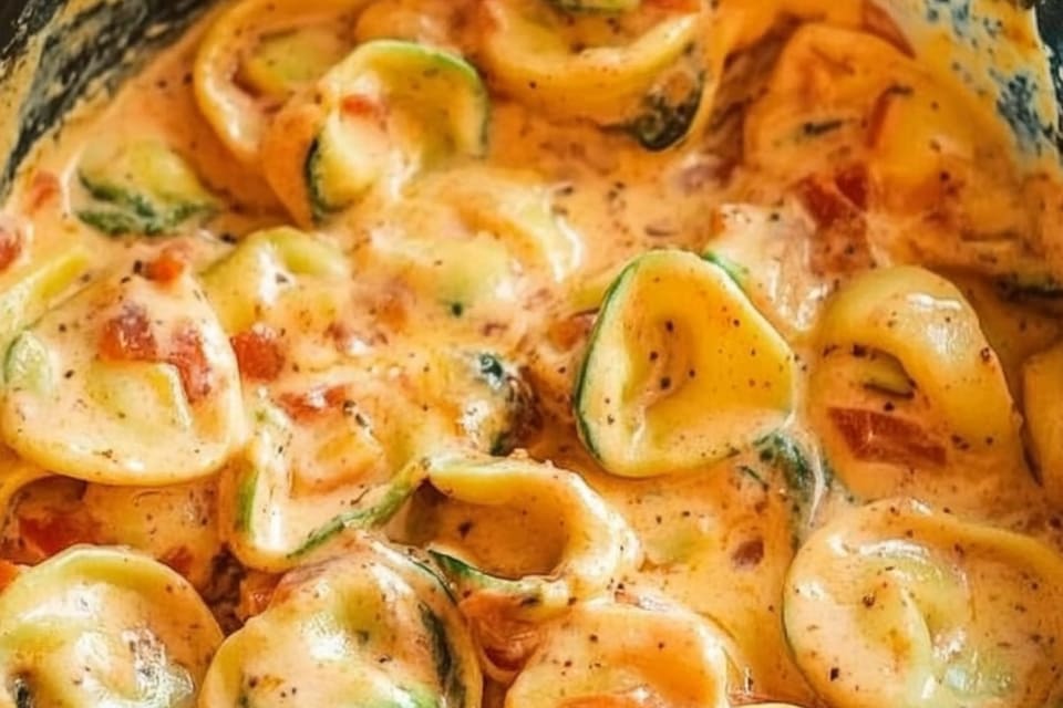 Two Weeks of Easy Dinner Recipes: Incredible and Delicious Meal Ideas