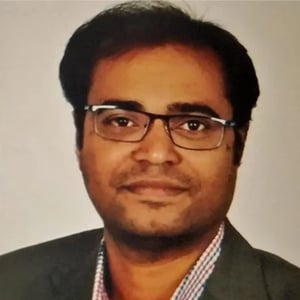 Dr Raghavender, photo