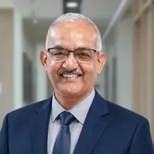 Dr Sundeep Lakhtakia, photo