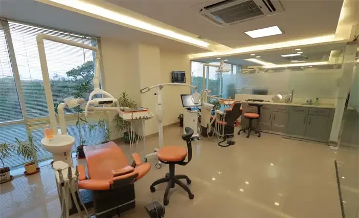 Dr. Motiwala Dental Clinic & Implant Center, photo 2