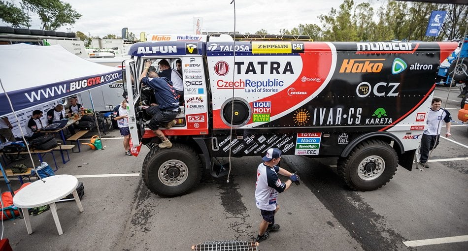 Buggyra odletěla na Dakar!