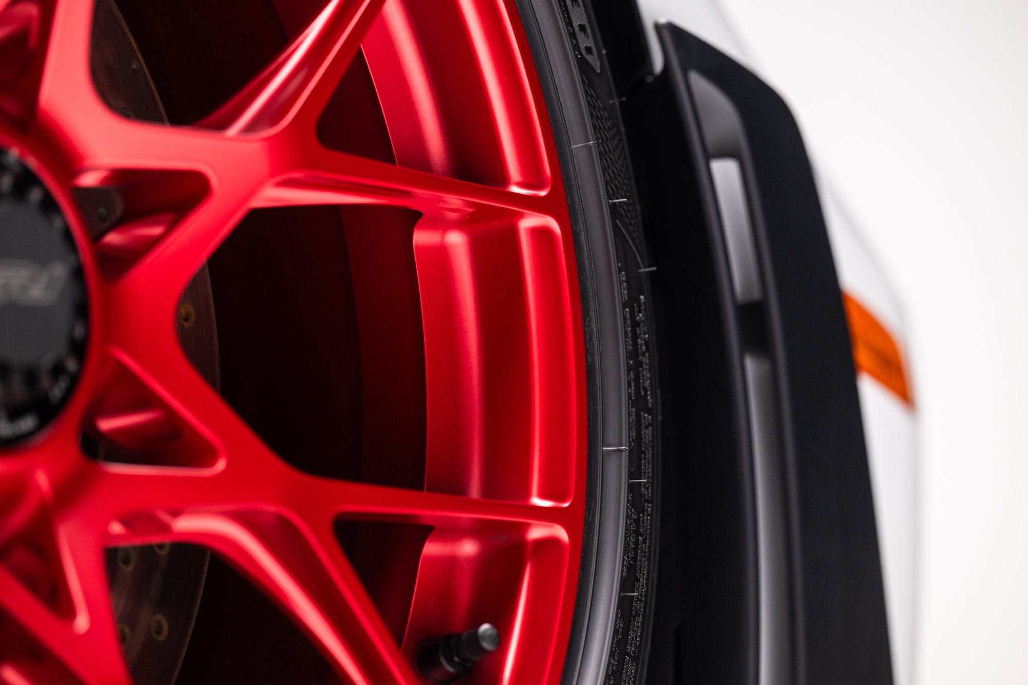 406-Mile 2023 Porsche 911 GT3 RS Sells for $367,786 on Bring a Trailer