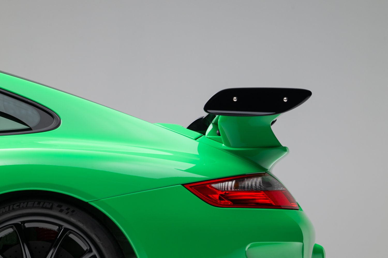 Time Capsule Porsche GT3 RS Achieves Record $498,000 Sale