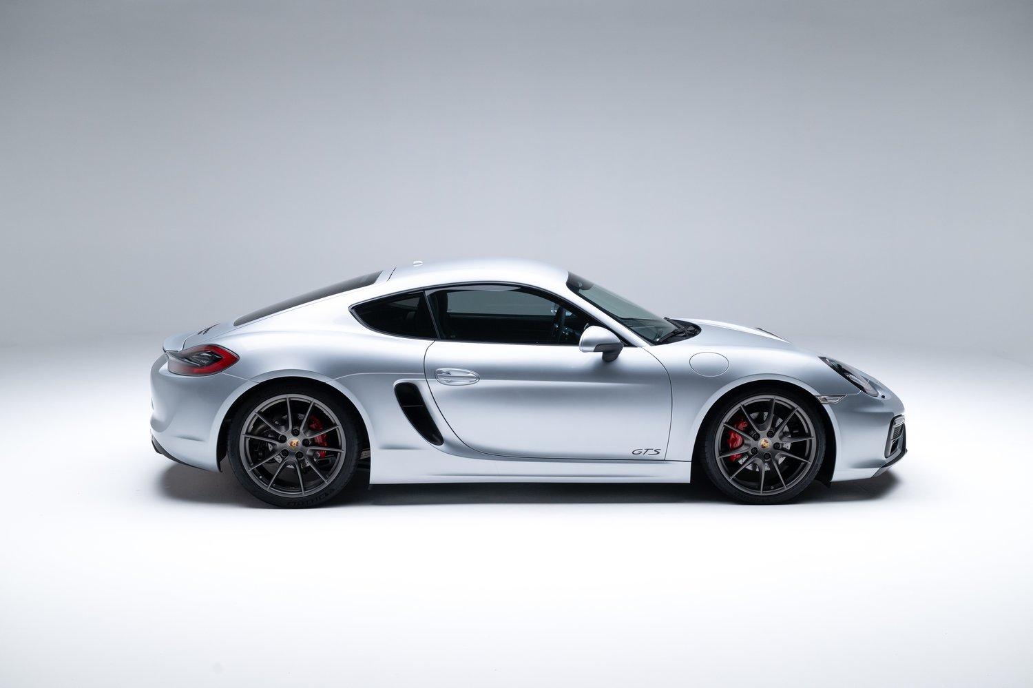 2015 Porsche Cayman GTS Sold on Bring a Trailer for $58,000