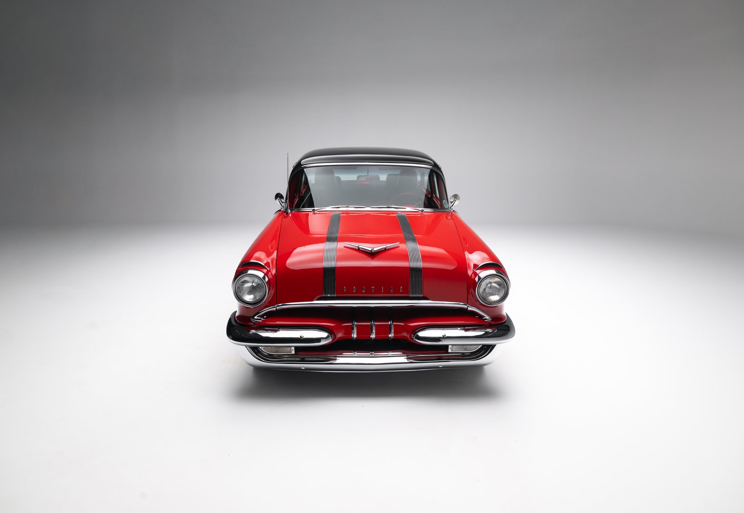 Restomod 1955 Pontiac Chieftain Sells for $35,550 on Bring a Trailer