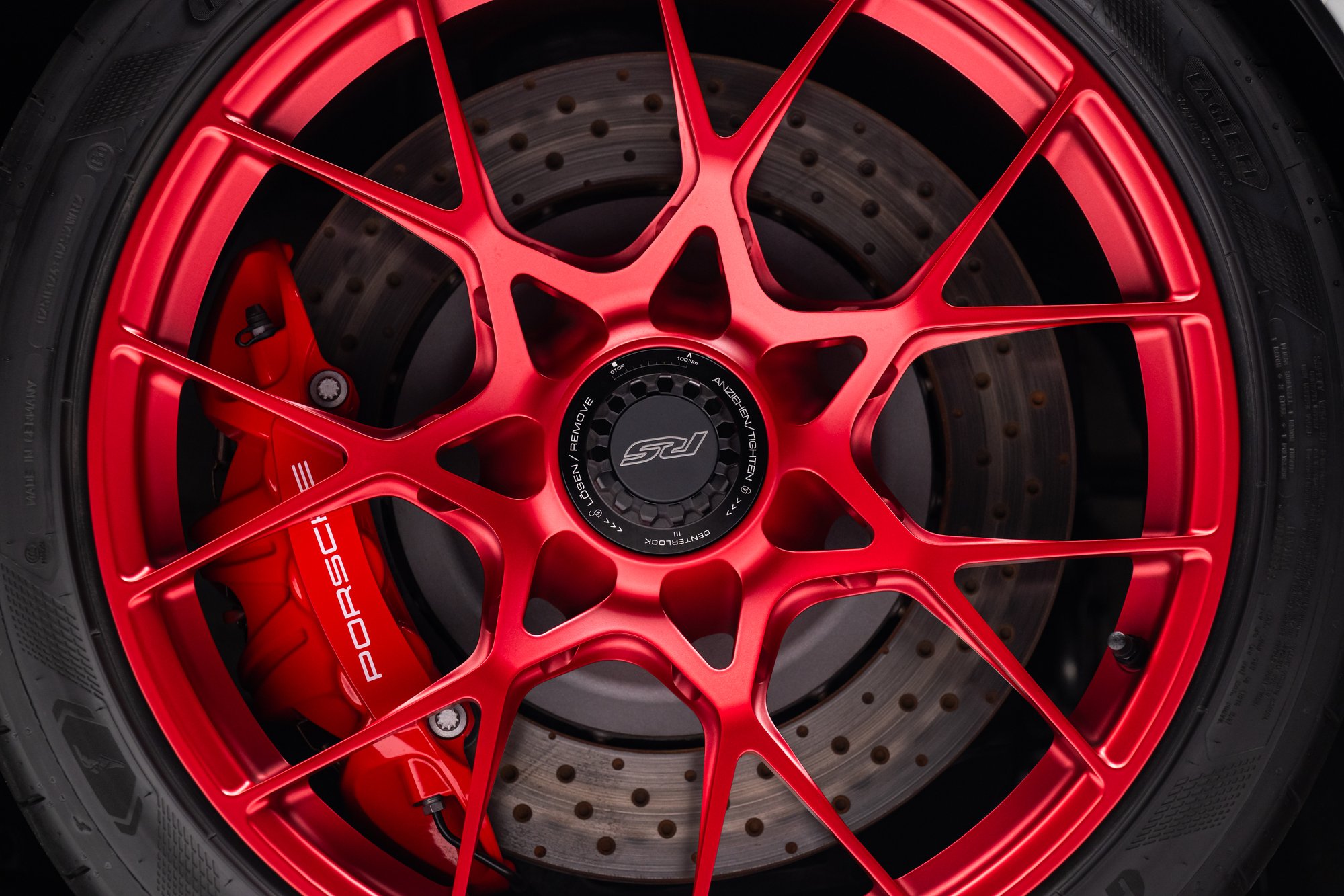 406-Mile 2023 Porsche 911 GT3 RS Sells for $367,786 on Bring a Trailer