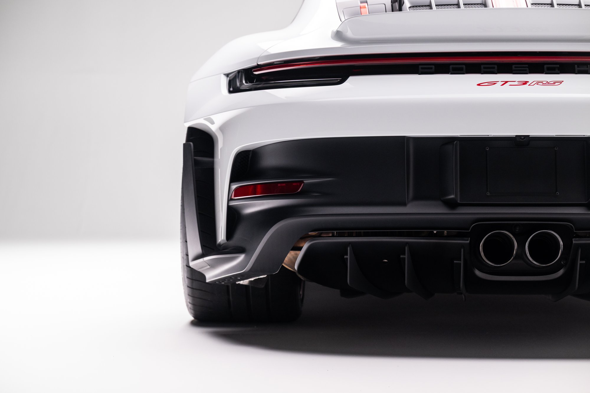 406-Mile 2023 Porsche 911 GT3 RS Sells for $367,786 on Bring a Trailer