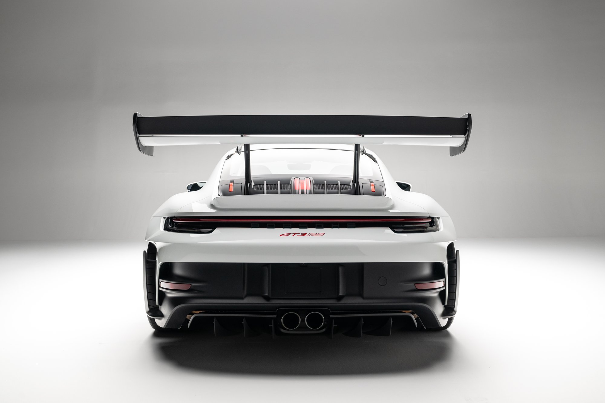 406-Mile 2023 Porsche 911 GT3 RS Sells for $367,786 on Bring a Trailer