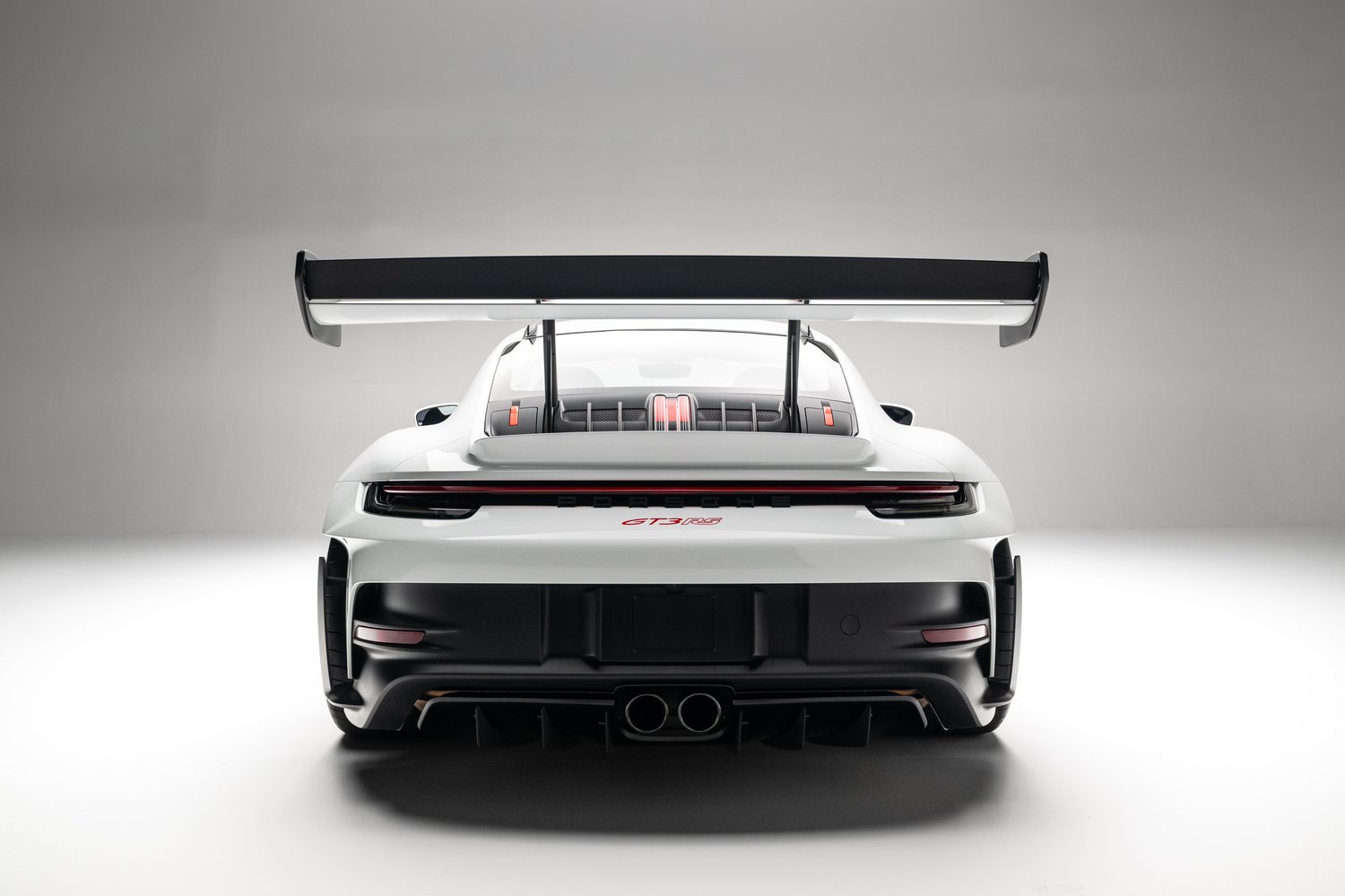 406-Mile 2023 Porsche 911 GT3 RS Sells for $367,786 on Bring a Trailer
