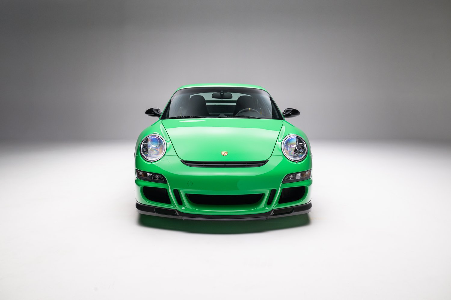 Time Capsule Porsche GT3 RS Achieves Record $498,000 Sale
