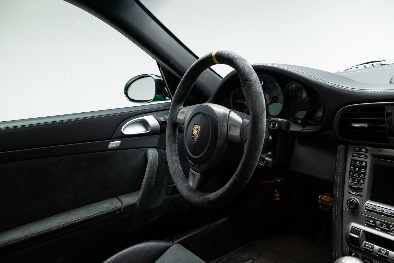 Time Capsule Porsche GT3 RS Achieves Record $498,000 Sale