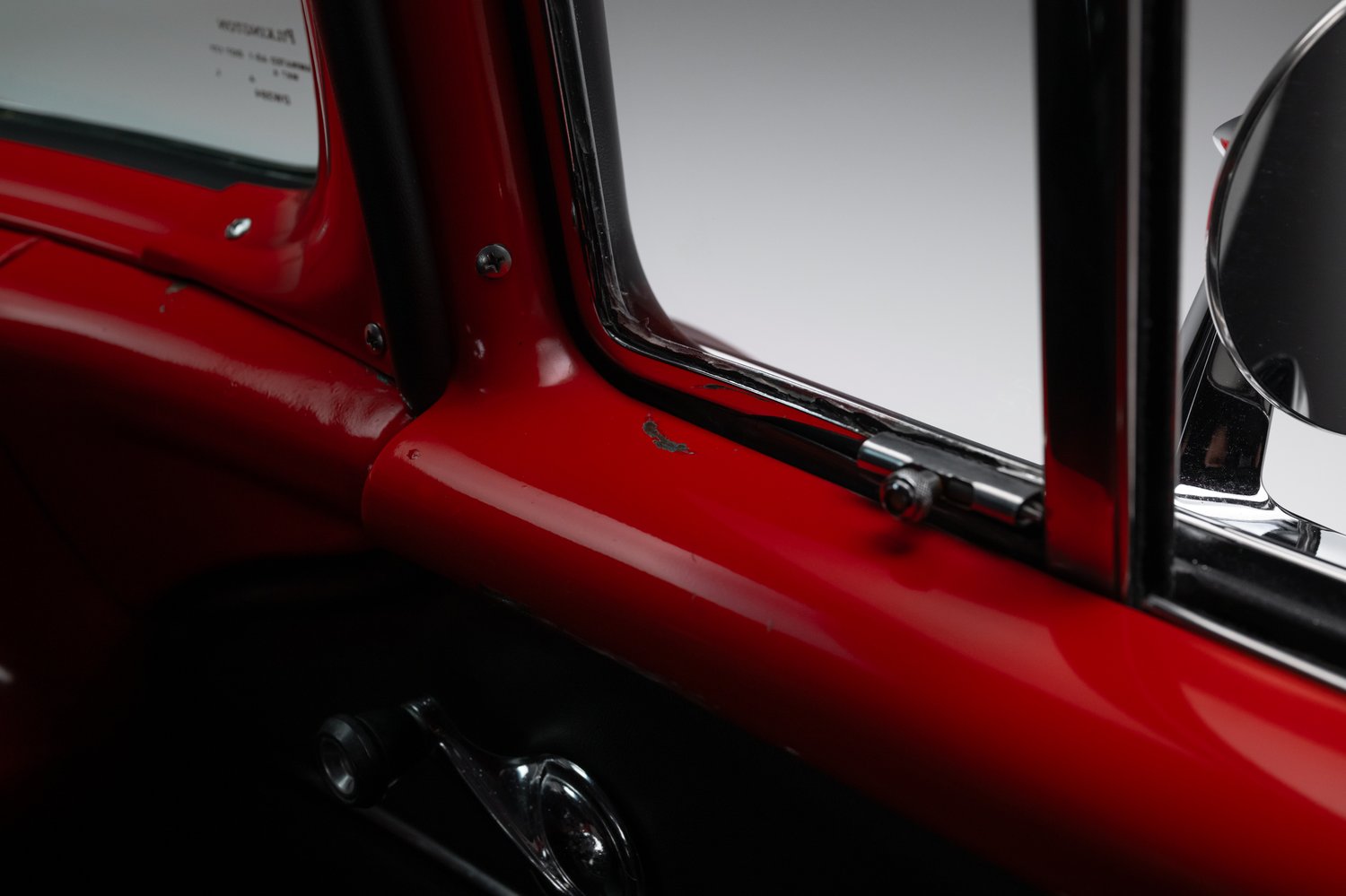 Restomod 1955 Pontiac Chieftain Sells for $35,550 on Bring a Trailer