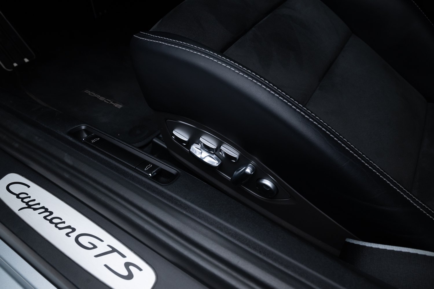 2015 Porsche Cayman GTS Sold on Bring a Trailer for $58,000