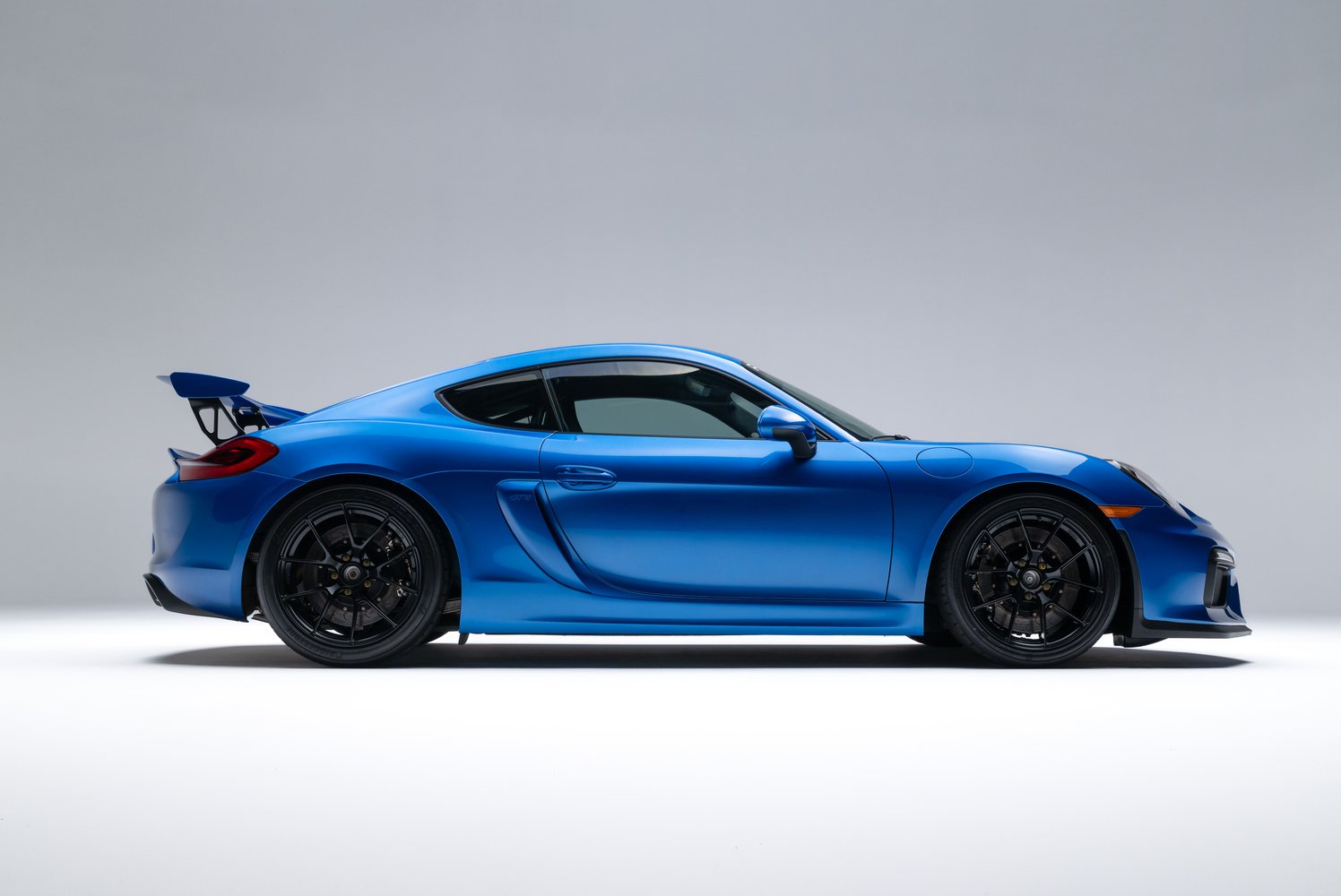 2016 Porsche Cayman GT4