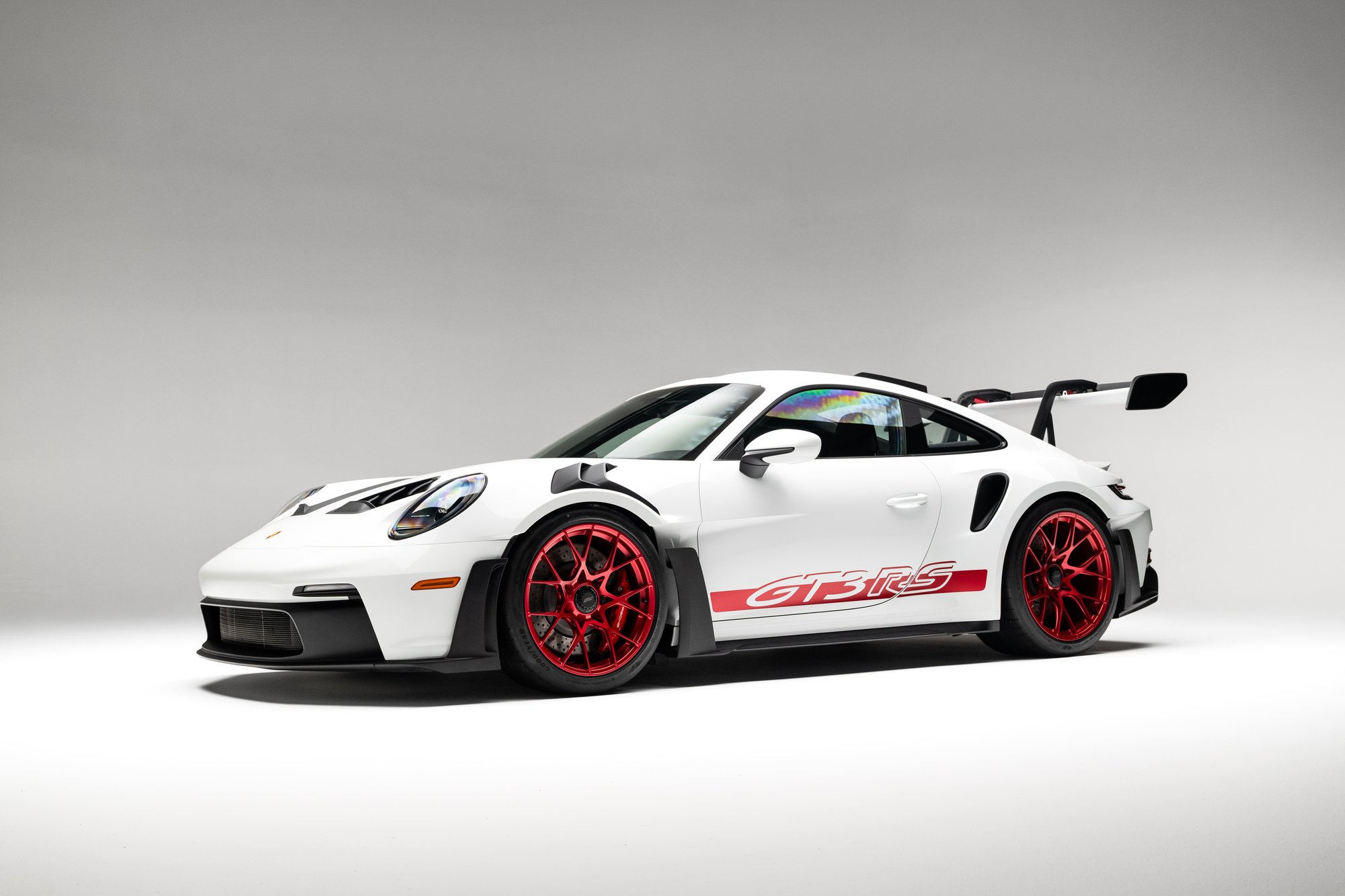 406-Mile 2023 Porsche 911 GT3 RS Sells for $367,786 on Bring a Trailer