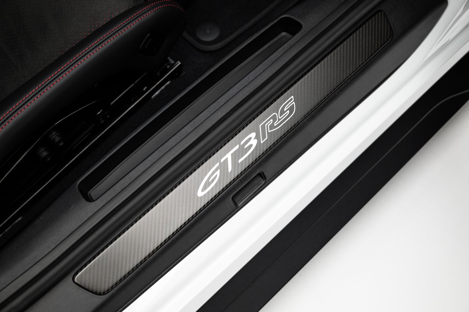 406-Mile 2023 Porsche 911 GT3 RS Sells for $367,786 on Bring a Trailer