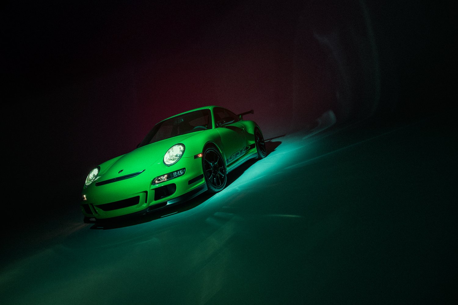 Time Capsule Porsche GT3 RS Achieves Record $498,000 Sale