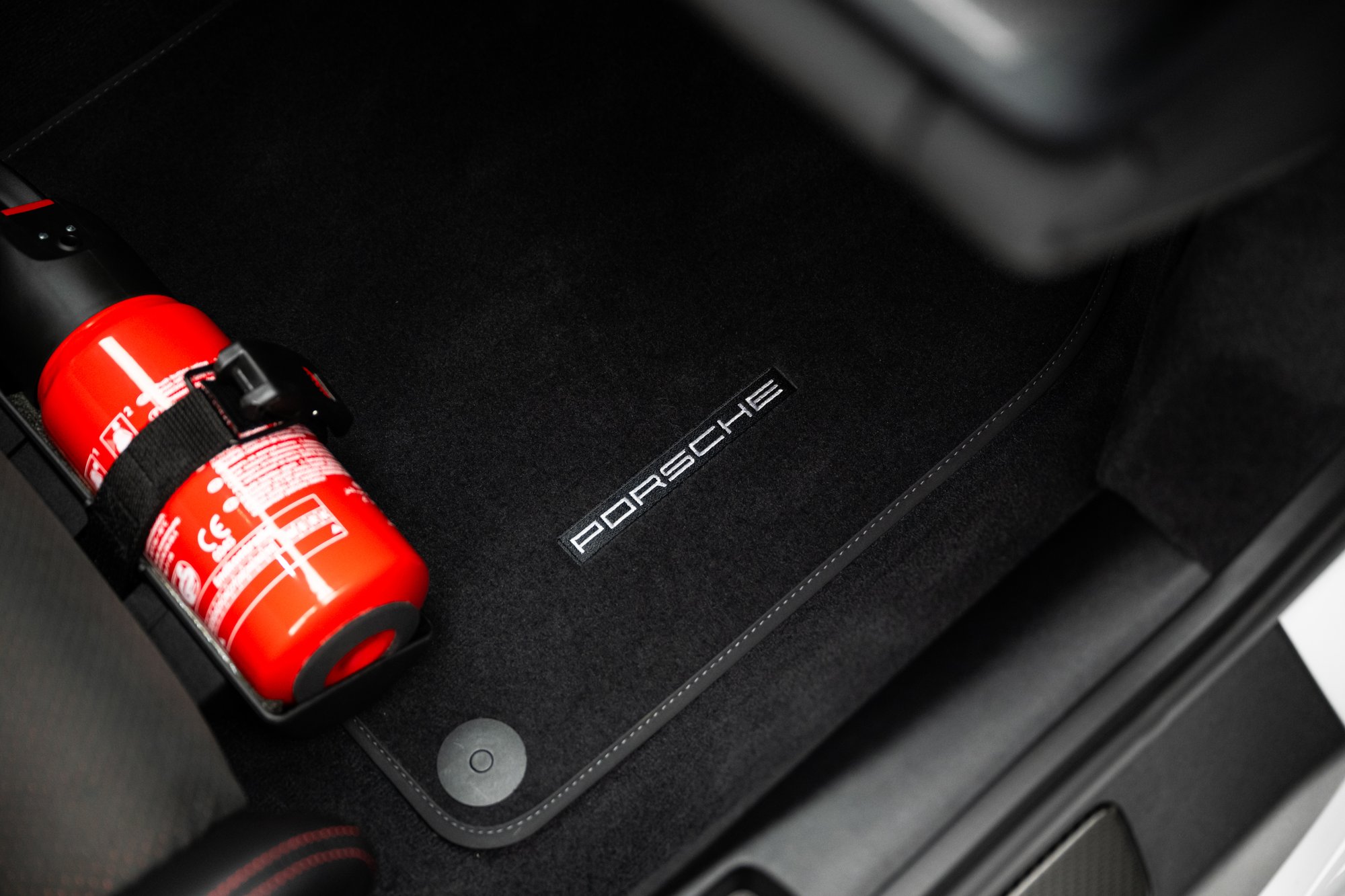 406-Mile 2023 Porsche 911 GT3 RS Sells for $367,786 on Bring a Trailer