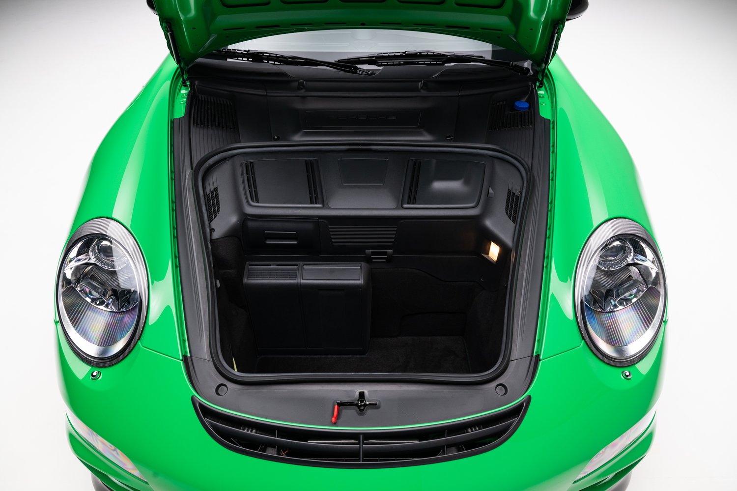 Time Capsule Porsche GT3 RS Achieves Record $498,000 Sale