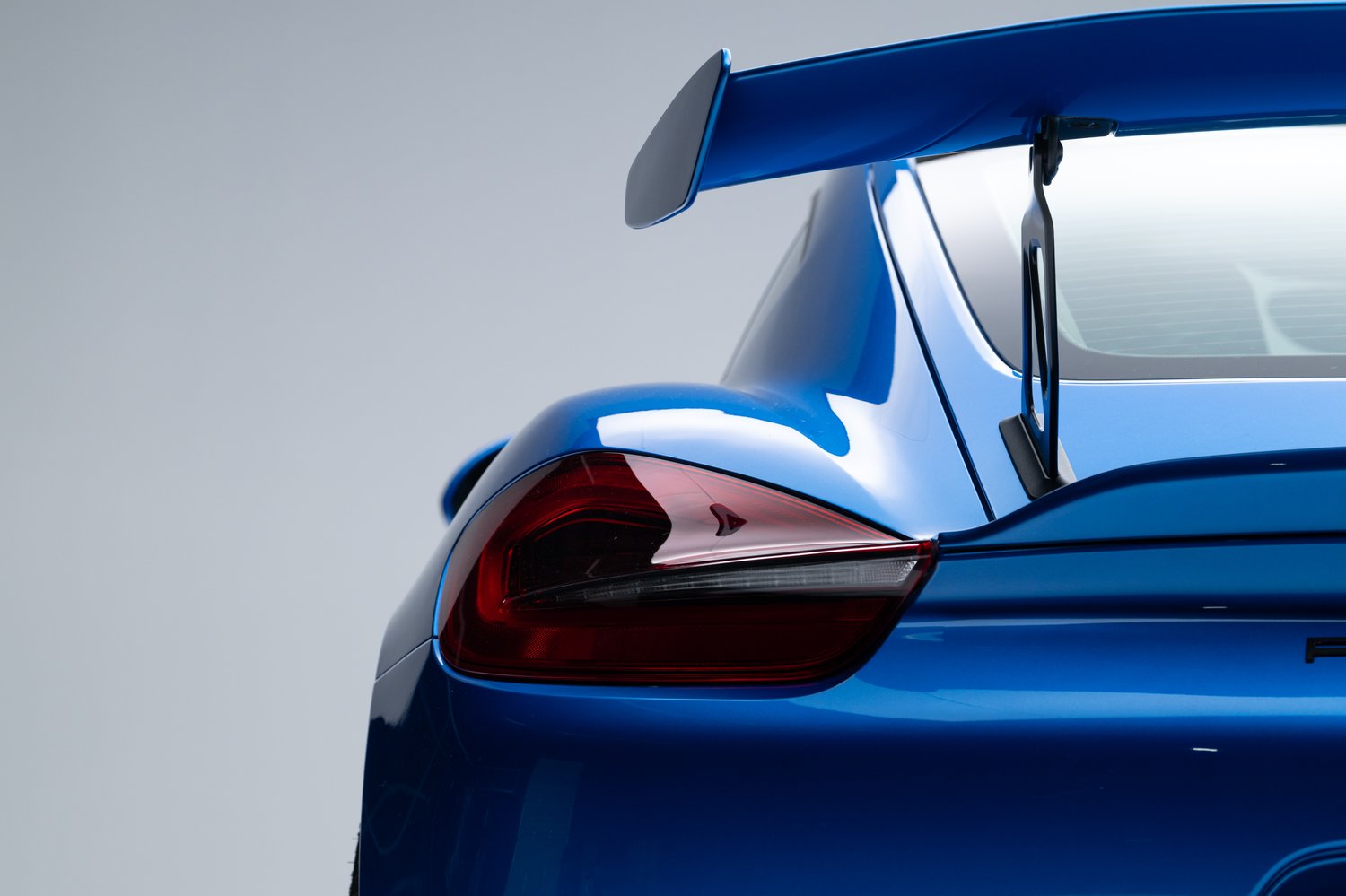 2016 Porsche Cayman GT4