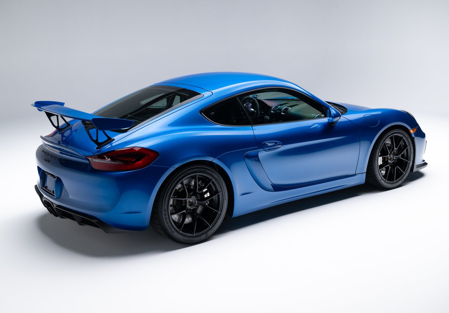 2016 Porsche Cayman GT4