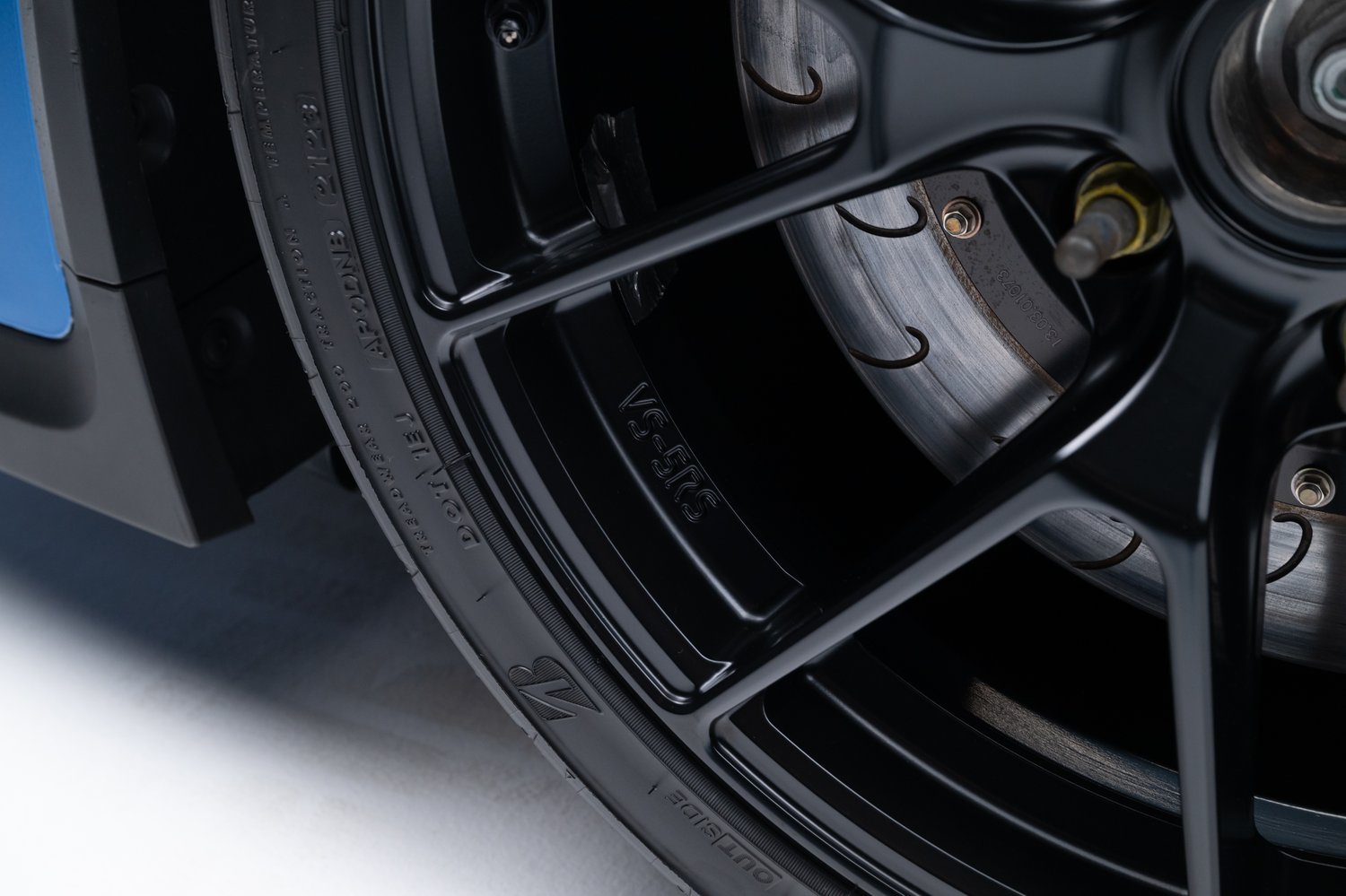 2016 Porsche Cayman GT4