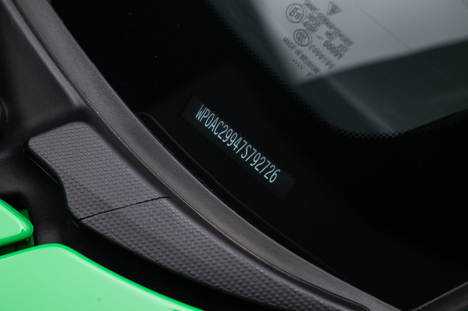 Time Capsule Porsche GT3 RS Achieves Record $498,000 Sale